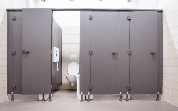 Cubicle toilet yang cantik dan elegan, Sumber: hargaper.com
