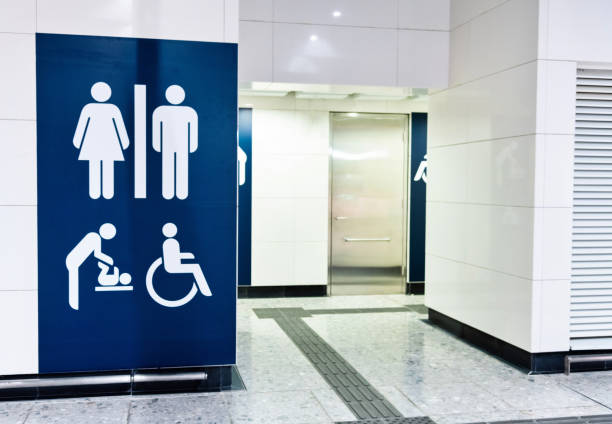 ilustrasi toilet mall dengan konsep modern dan minimalis. sumber: istockphoto.com