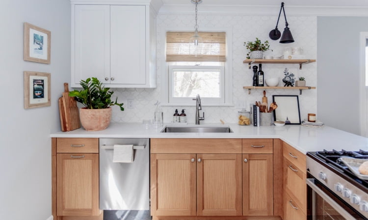 Kamar mandi tidak berhadapan langsung dengan dapur, Sumber: jkath.com