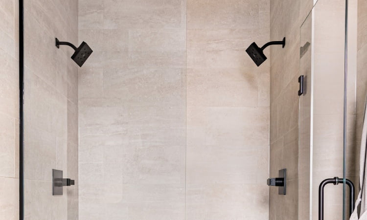 Shower di kamar mandi, Sumber: mydomaine.com