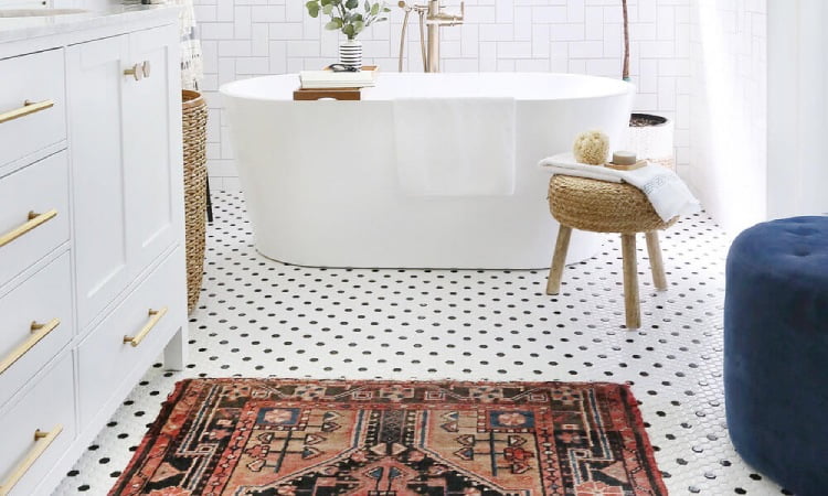 Permainan motif dalam interior bohemian, Sumber: homebnc.com