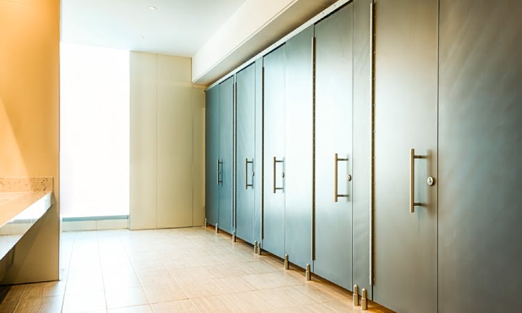 Jasa instalasi toilet cubicle, Sumber: phenolic
