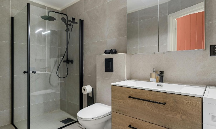 Isi kamar mandi hotel, Sumber: pexels.com