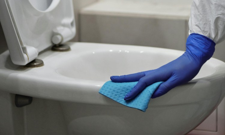 Hal yang perlu diperhatikan ketika membersihkan toilet, Sumber: pexels.com